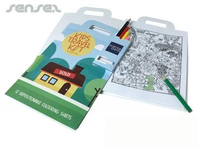Kinder färben Reise-Kits