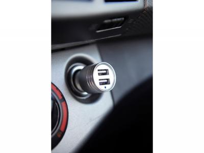 安全ハンマー付きUSB車の充電器