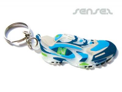 ダークラバー、PVCキーホルダーで光る