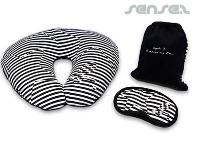 Comfy Travelsets Pillow & Eye Masks