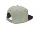 パッチ付きグレーフラットピークキャップ